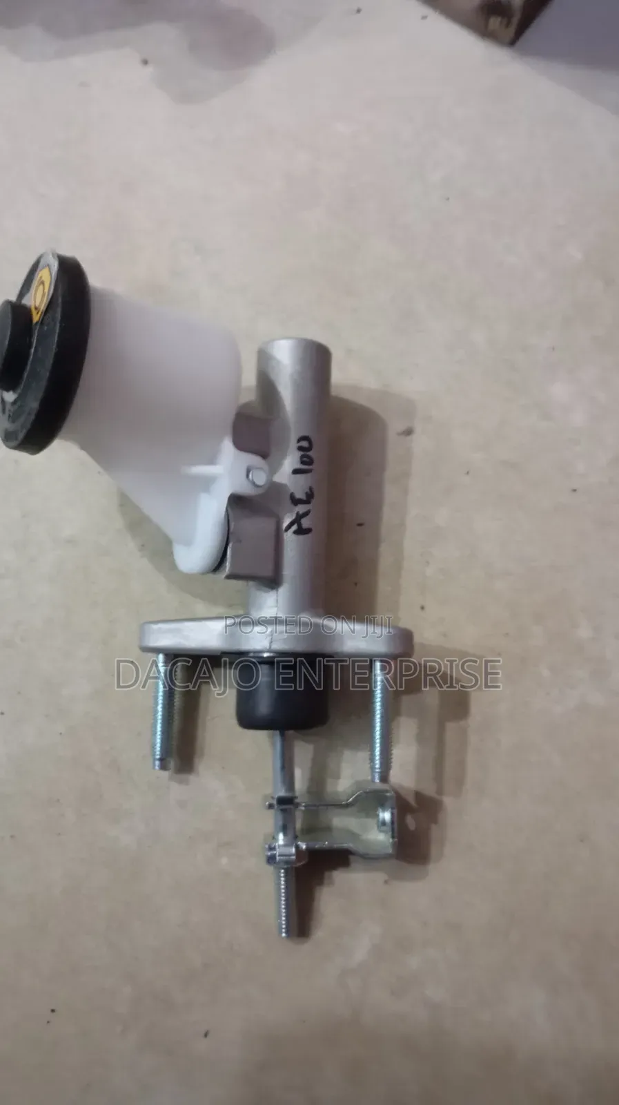 Quality Top Clutch Cylinder for Toyota 100, Honda,