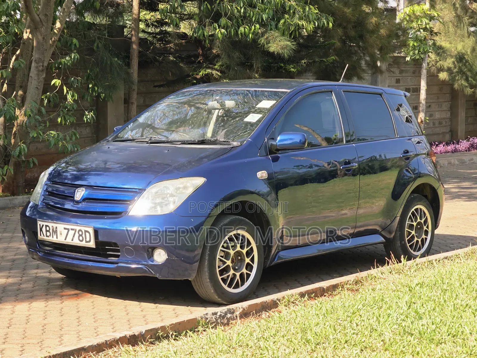 Toyota IST 2006 Blue
