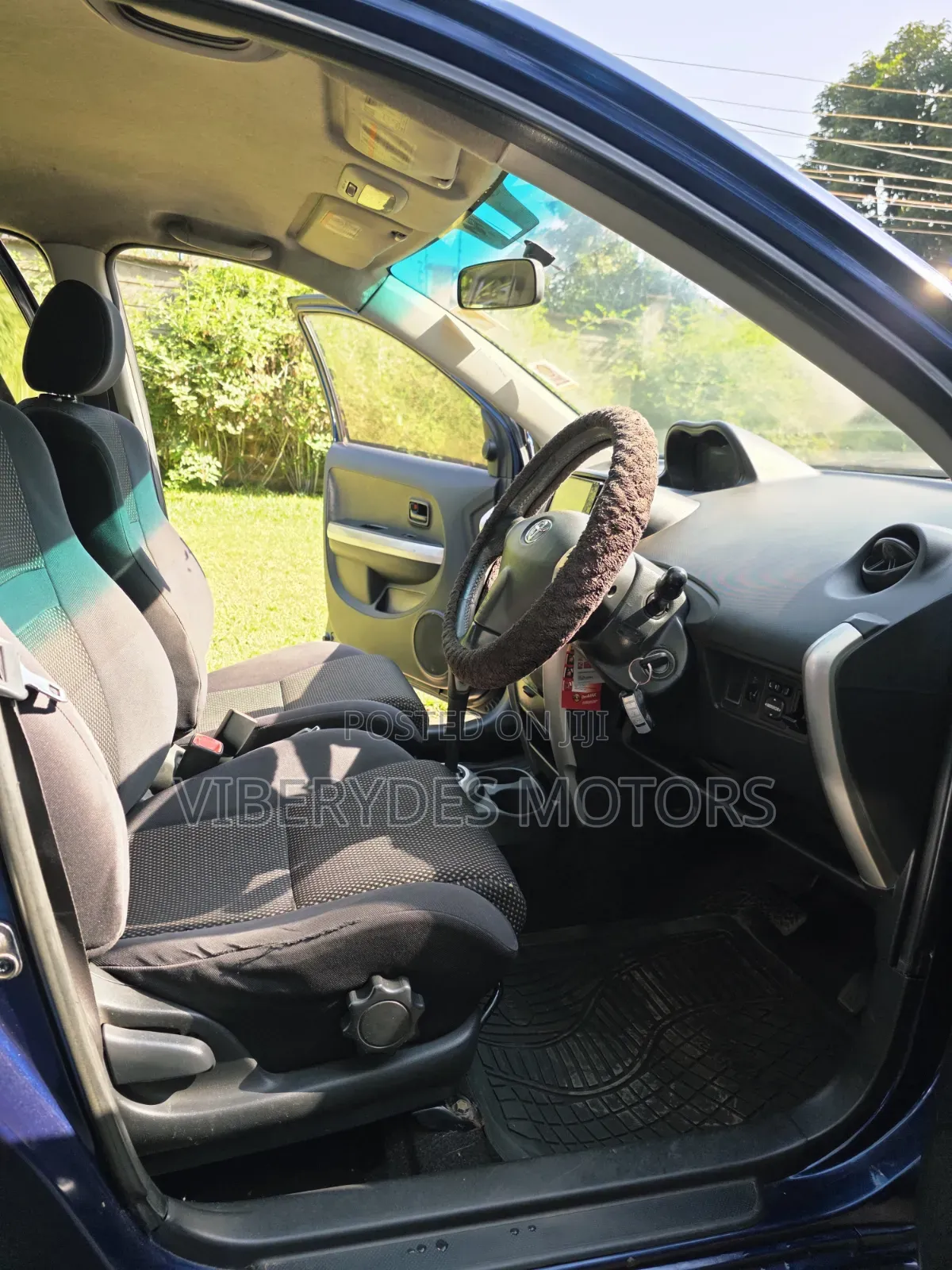 Toyota IST 2006 Blue