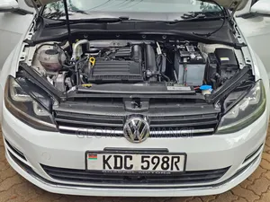 Volkswagen Golf 2014 White