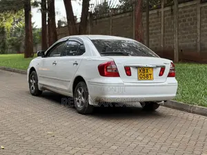 Toyota Premio 2006 White