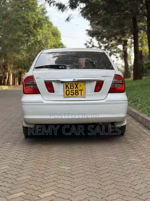 Toyota Premio 2006 White