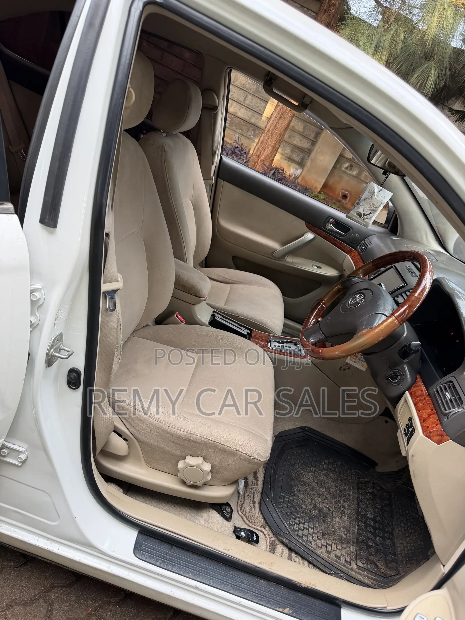 Toyota Premio 2006 White