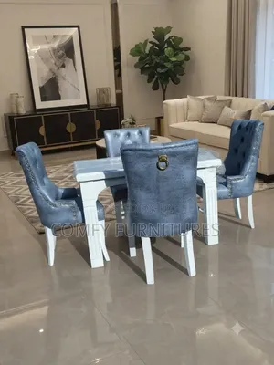 4 Seater Dinning Table