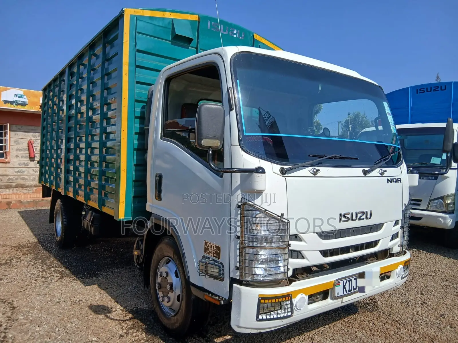 Isuzu Nqr 2022
