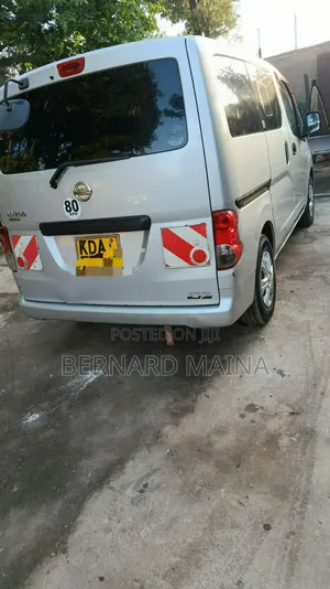 Nissan NV200 2011 Silver