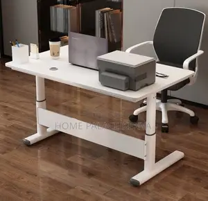 Adjustable Desk: Optimum Height Manual Working Desk With Hand Crank