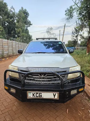 Toyota Hilux 2015 Gray