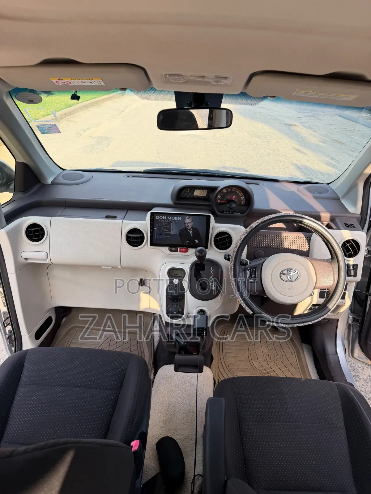 Toyota Porte 2016 Silver