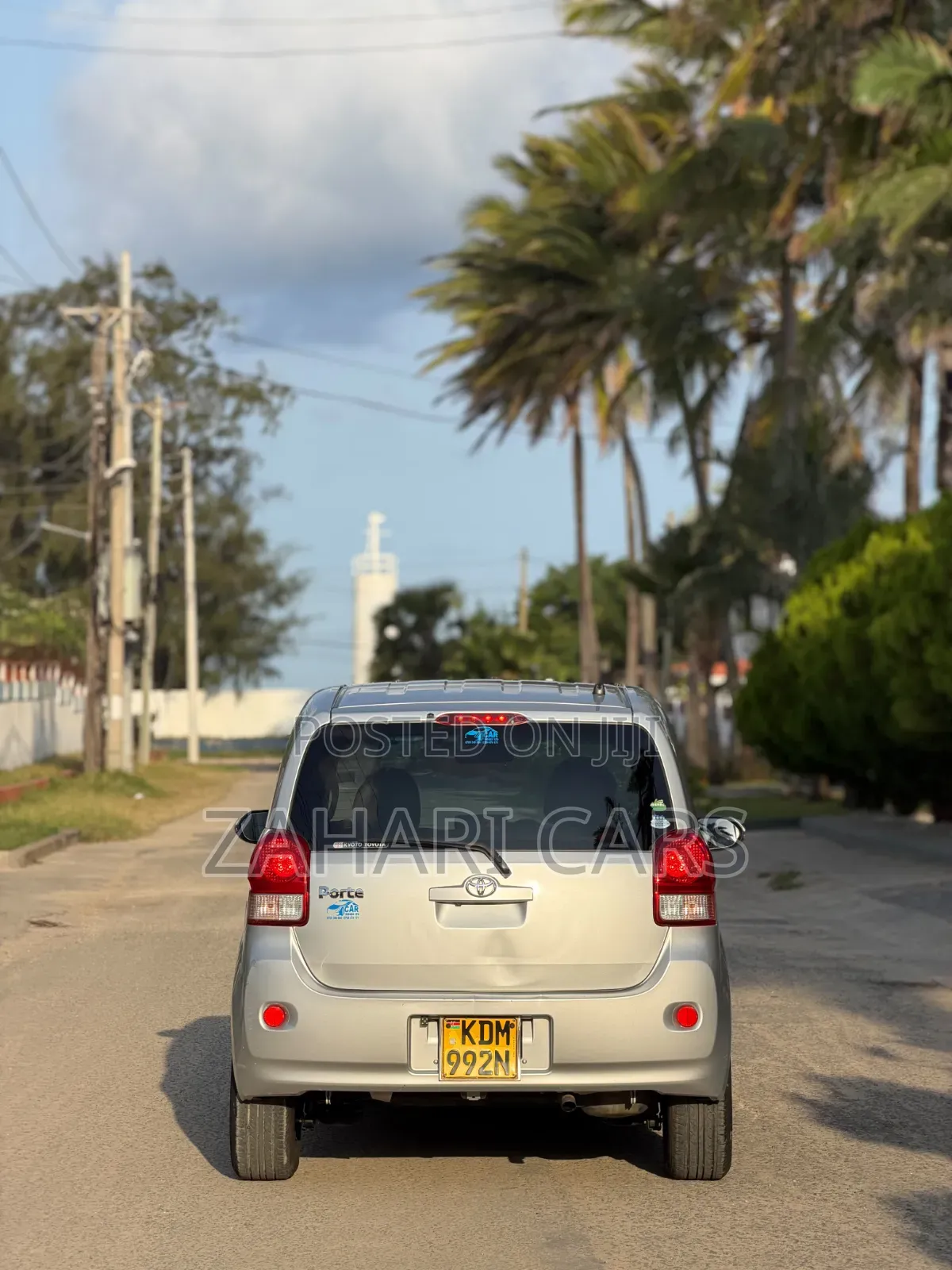 Toyota Porte 2016 Silver