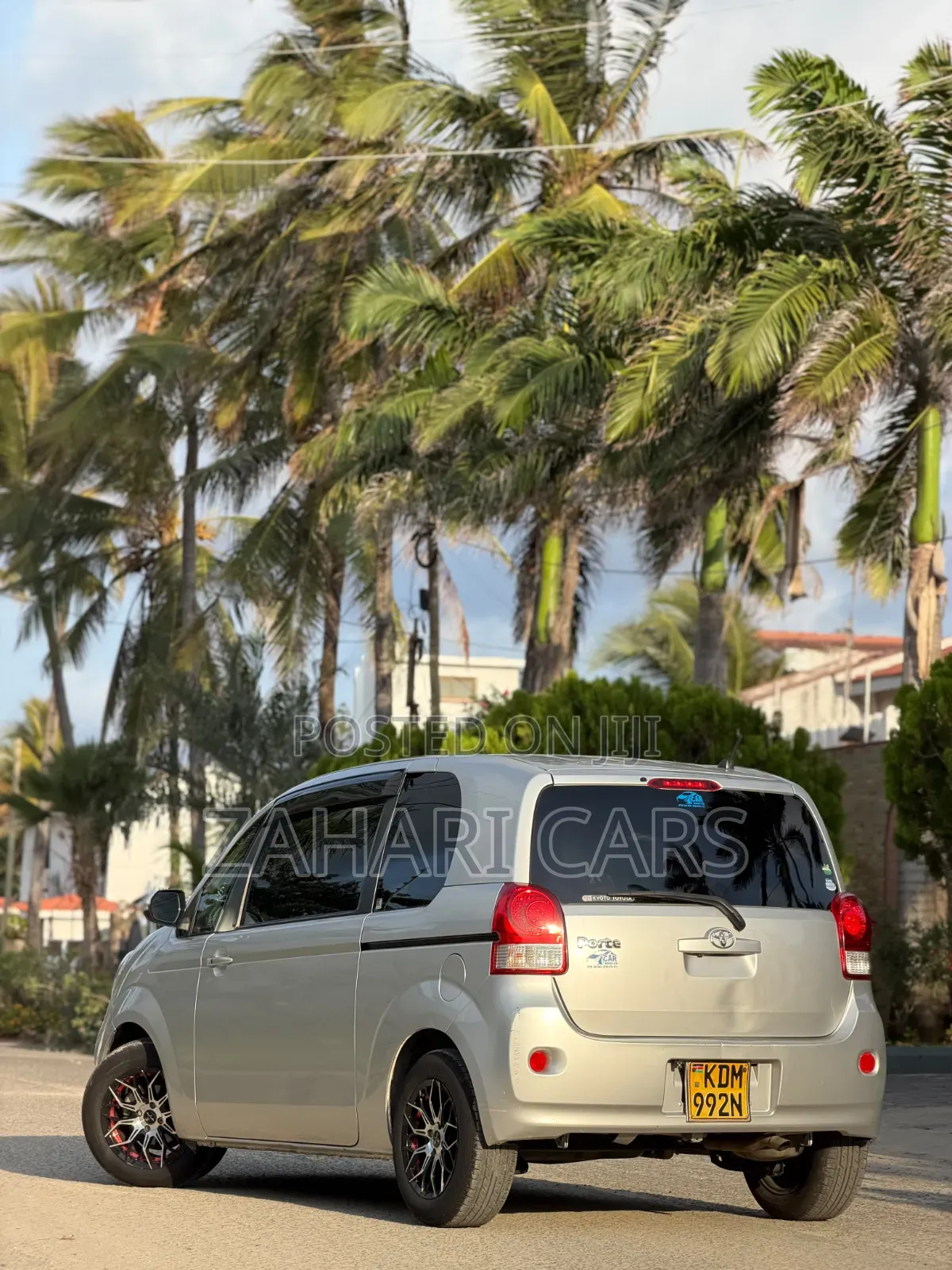 Toyota Porte 2016 Silver