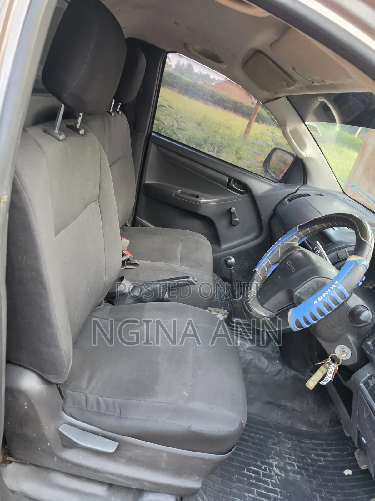 Isuzu D-MAX 2014 Gray