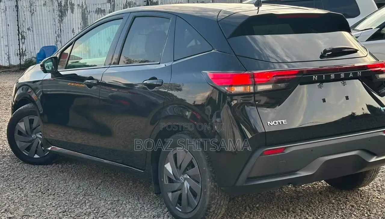 Nissan Note 1.2 Hybrid 2021 Black