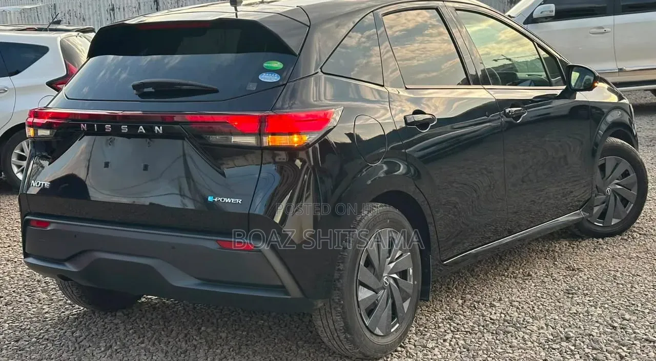 Nissan Note 1.2 Hybrid 2021 Black