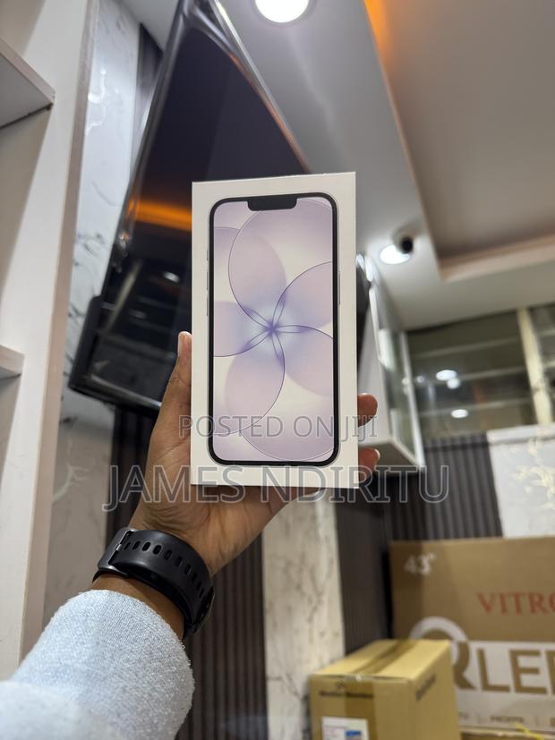 New Apple iPhone 17e 256 GB White - thumbnail 3