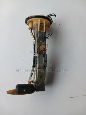 Fuelpump Toyota Land Cruiser 100 Series