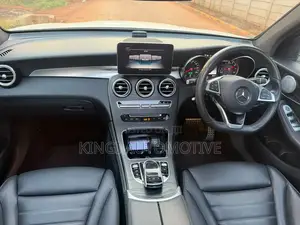 Mercedes-Benz GLC-Class 2020 White