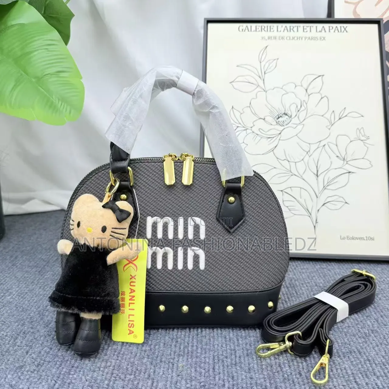 Fashion Handbag Very Good Quality