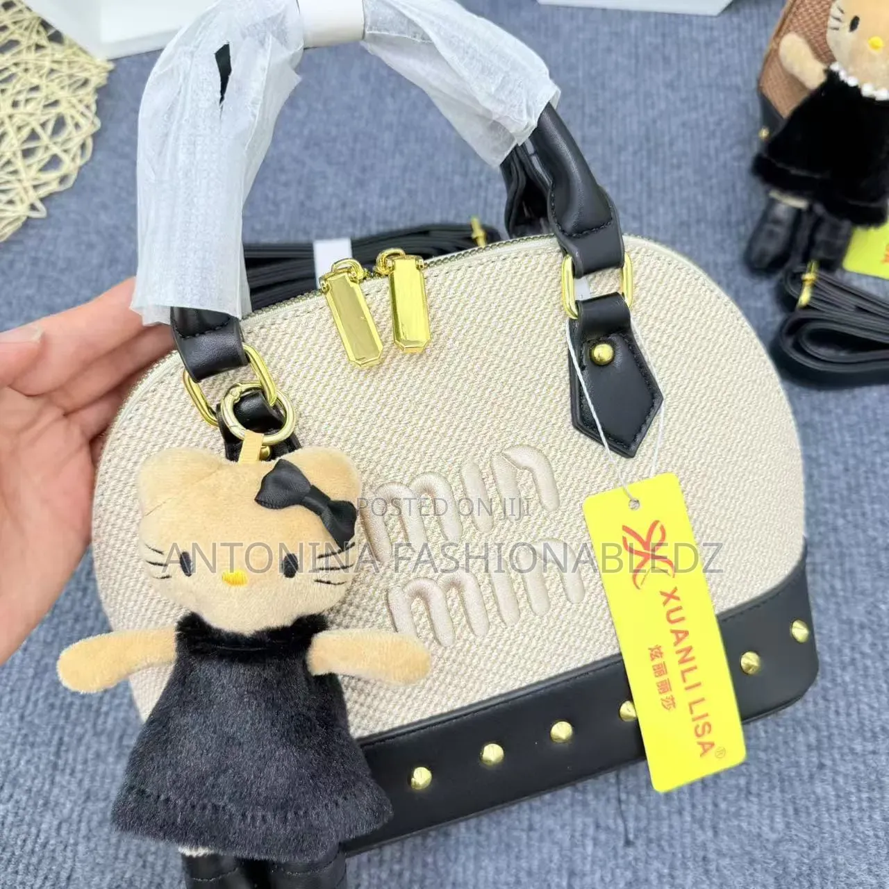 Fashion Handbag Very Good Quality