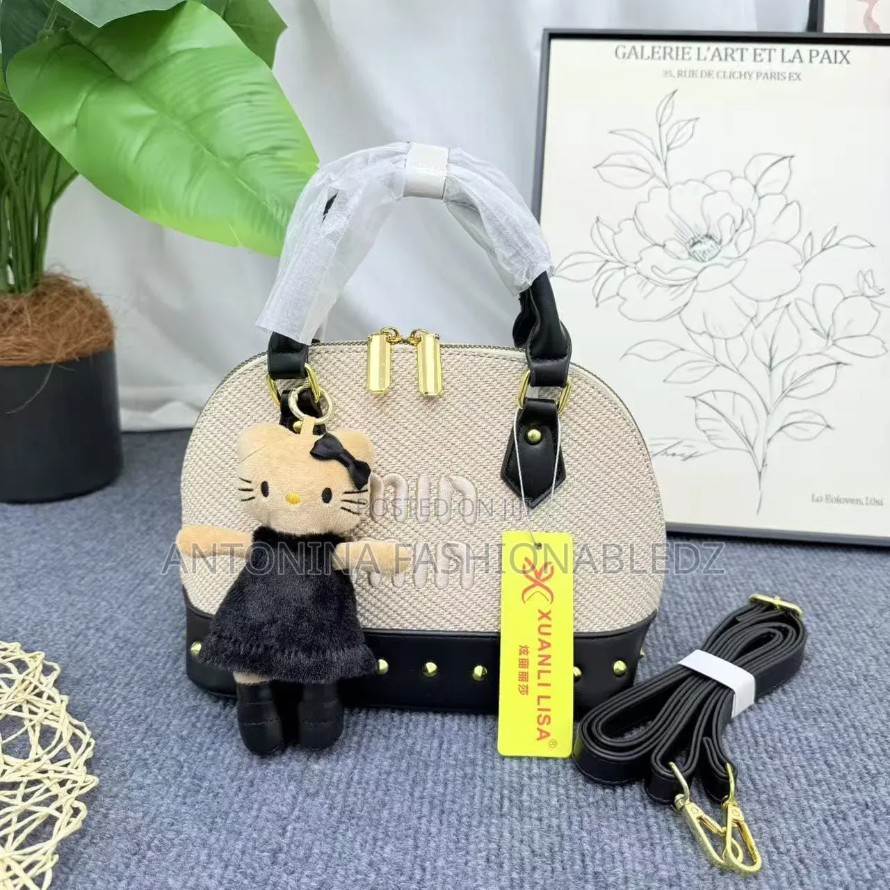 Fashion Handbag Very Good Quality