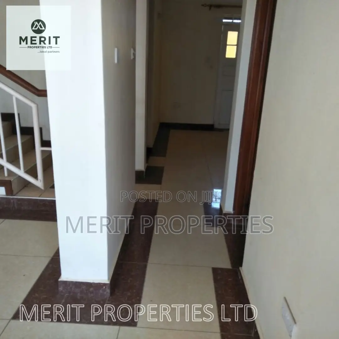 3bdrm Townhouse/Terrace in Syokimau, Katani for sale