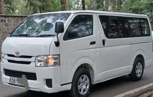 Toyota HiAce 2014 White
