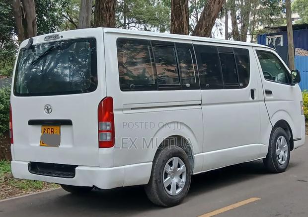 Toyota HiAce 2014 White - thumbnail 3