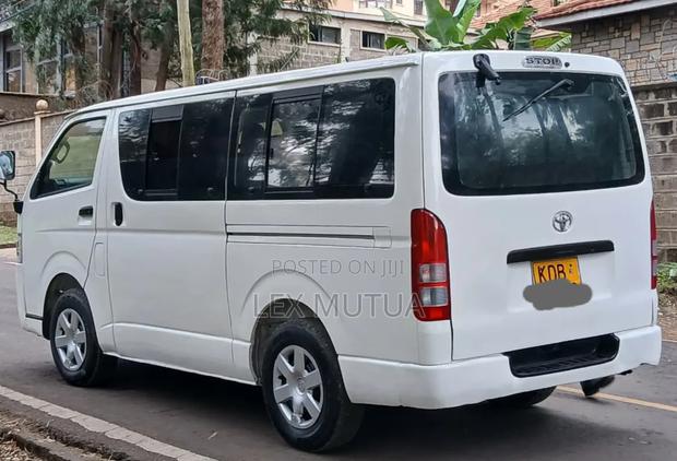 Toyota HiAce 2014 White - thumbnail 5