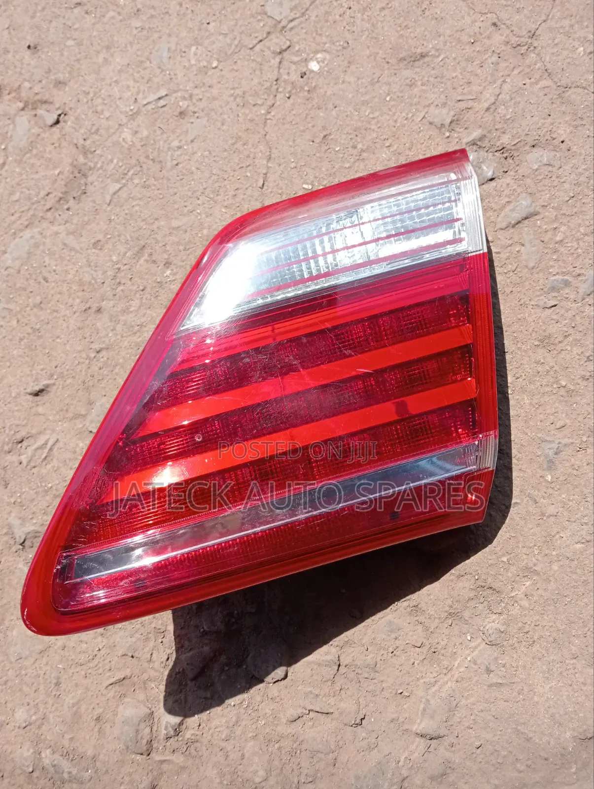 Toyota Crown Boot Light