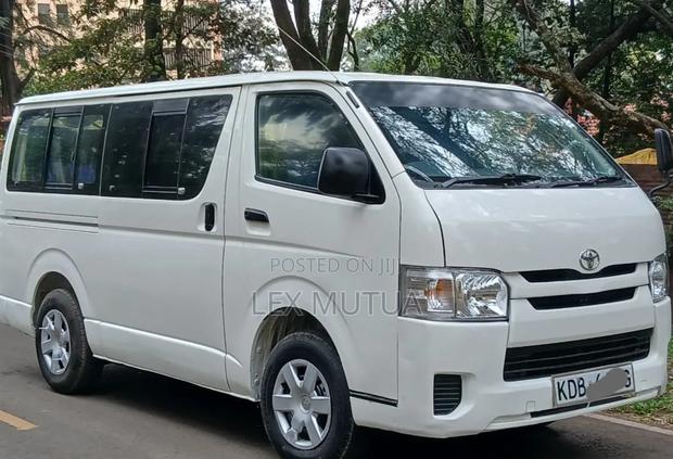 Toyota HiAce 2014 White - thumbnail 7