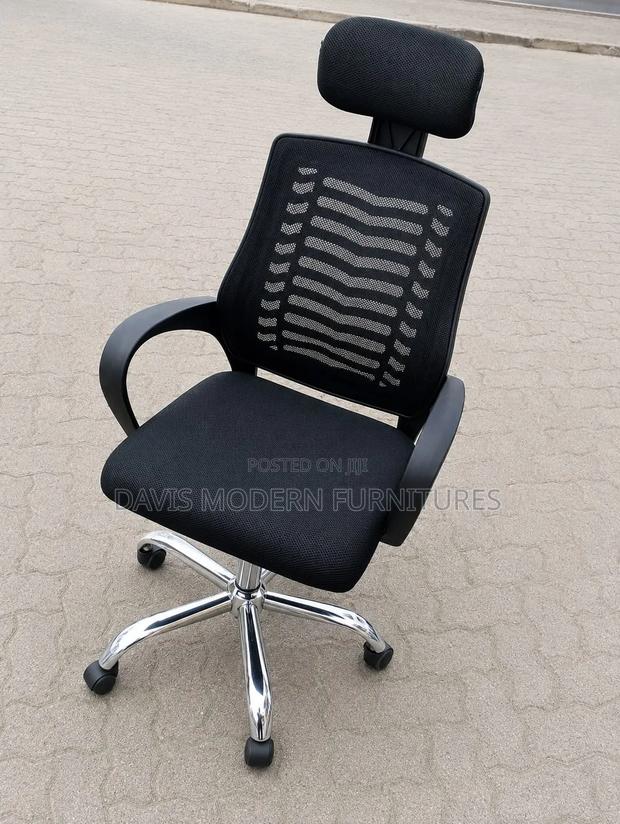 Swivel Ergonomic Office Chair - thumbnail 3