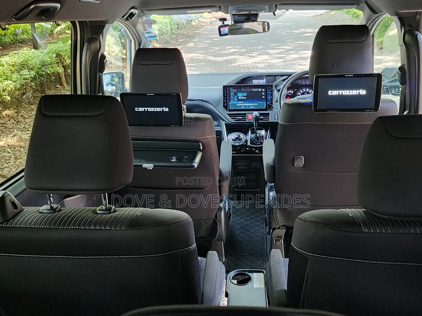 Toyota Voxy ZS 2WD 7-Seater 2019 White