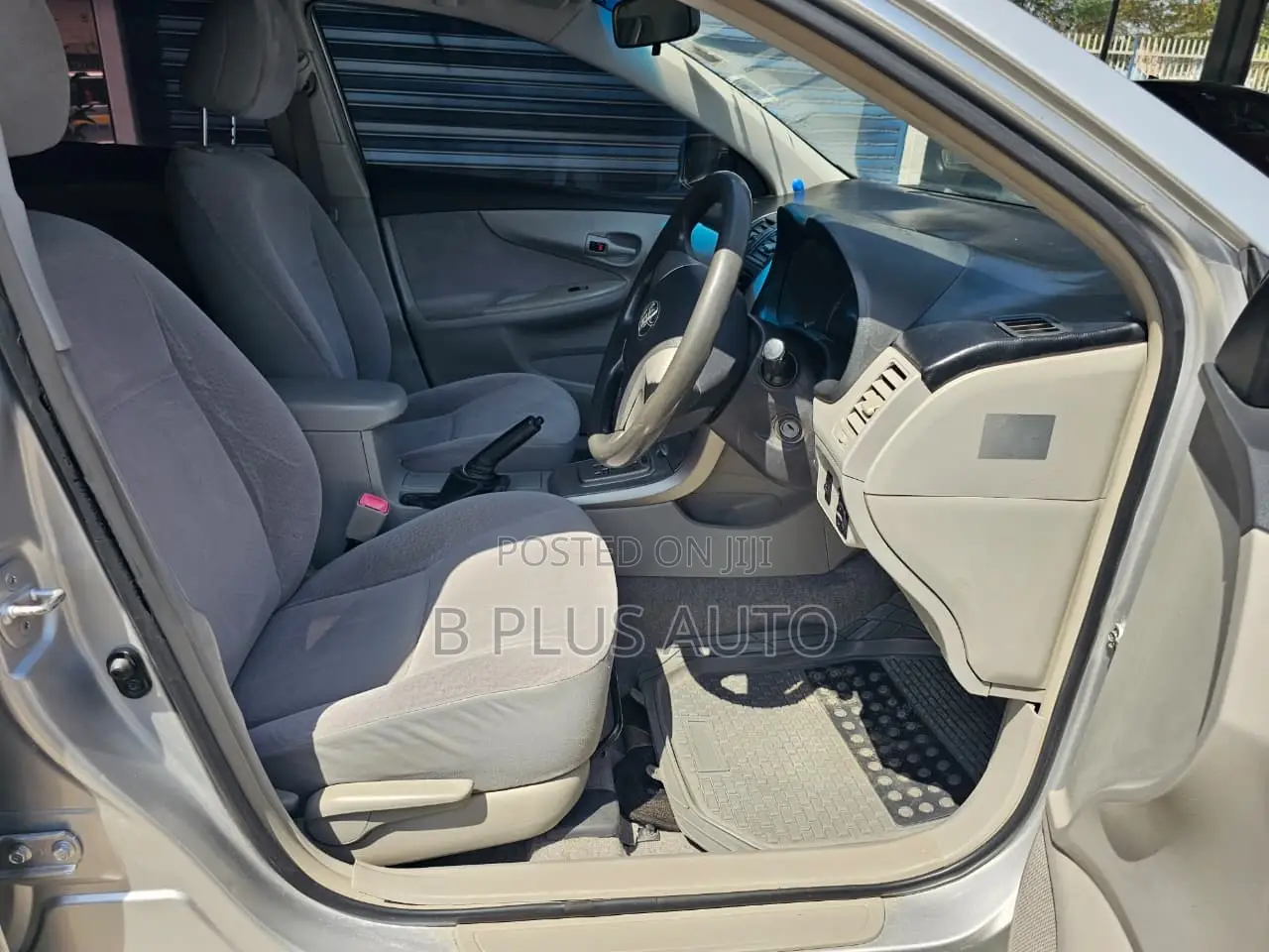 Toyota Axio 2011 Silver