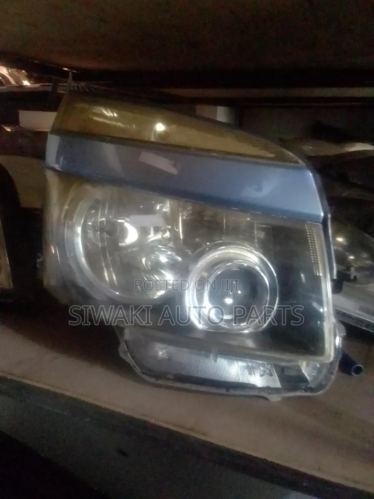 Voxy 2008 Headlight Xenon