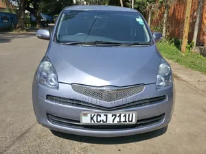 Toyota Ractis 2009 Blue