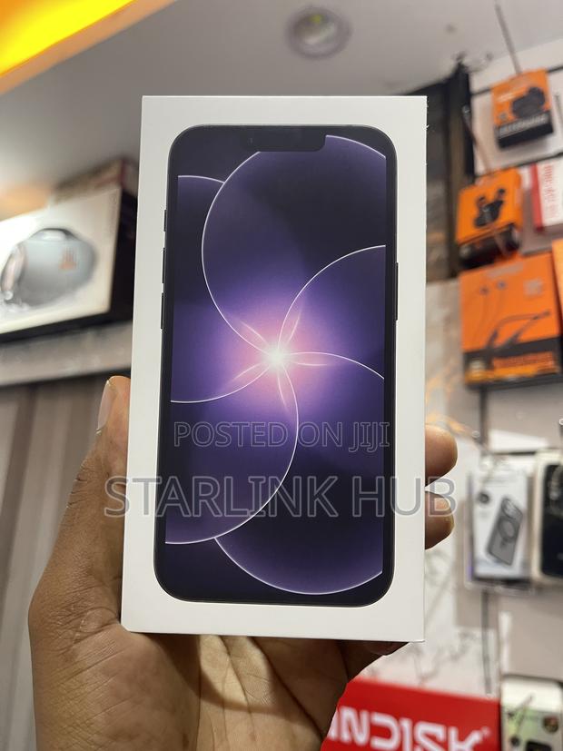 New Apple iPhone 17e 256 GB Black - thumbnail 2