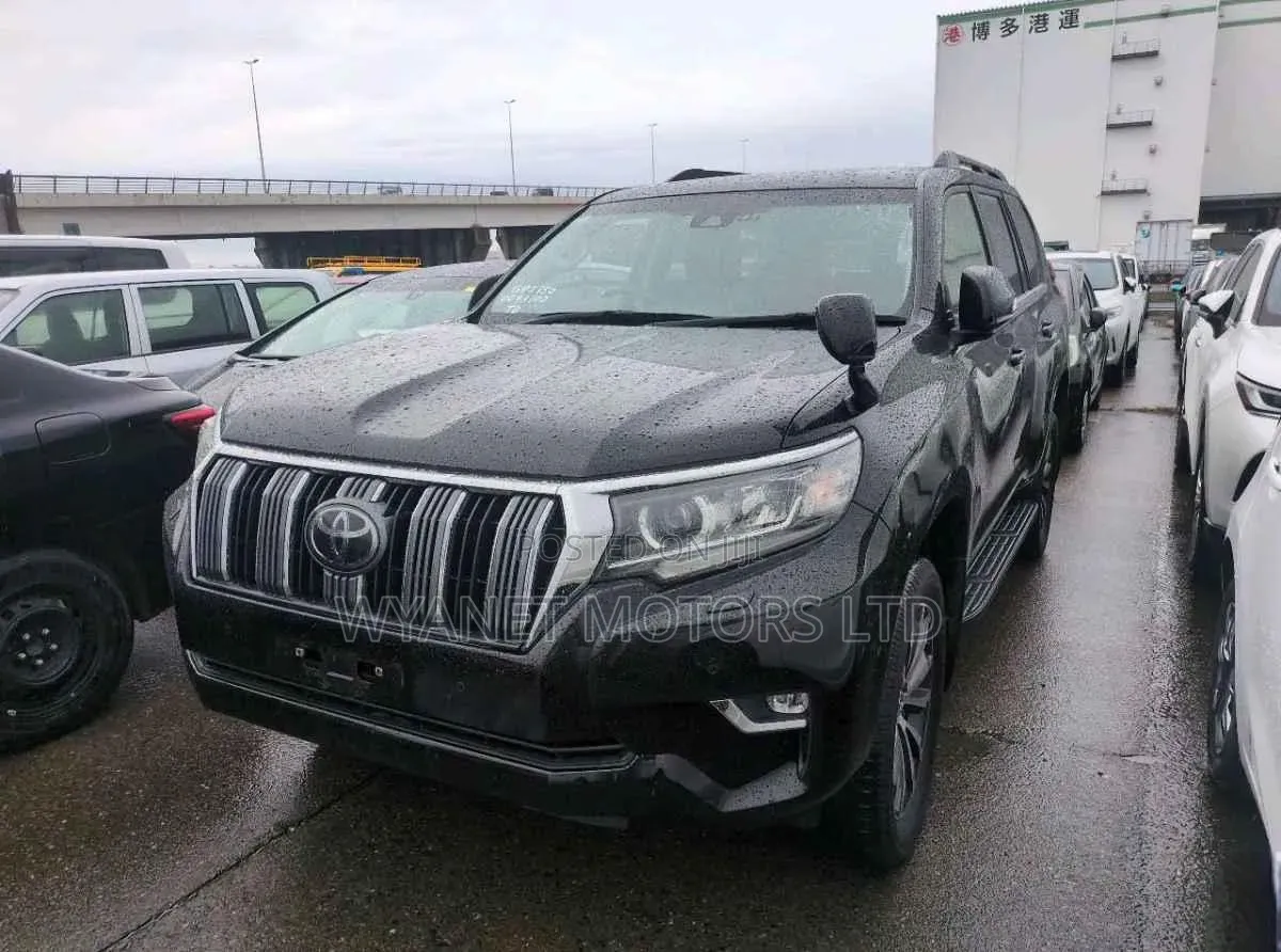 Toyota Land Cruiser Prado 2019 Black