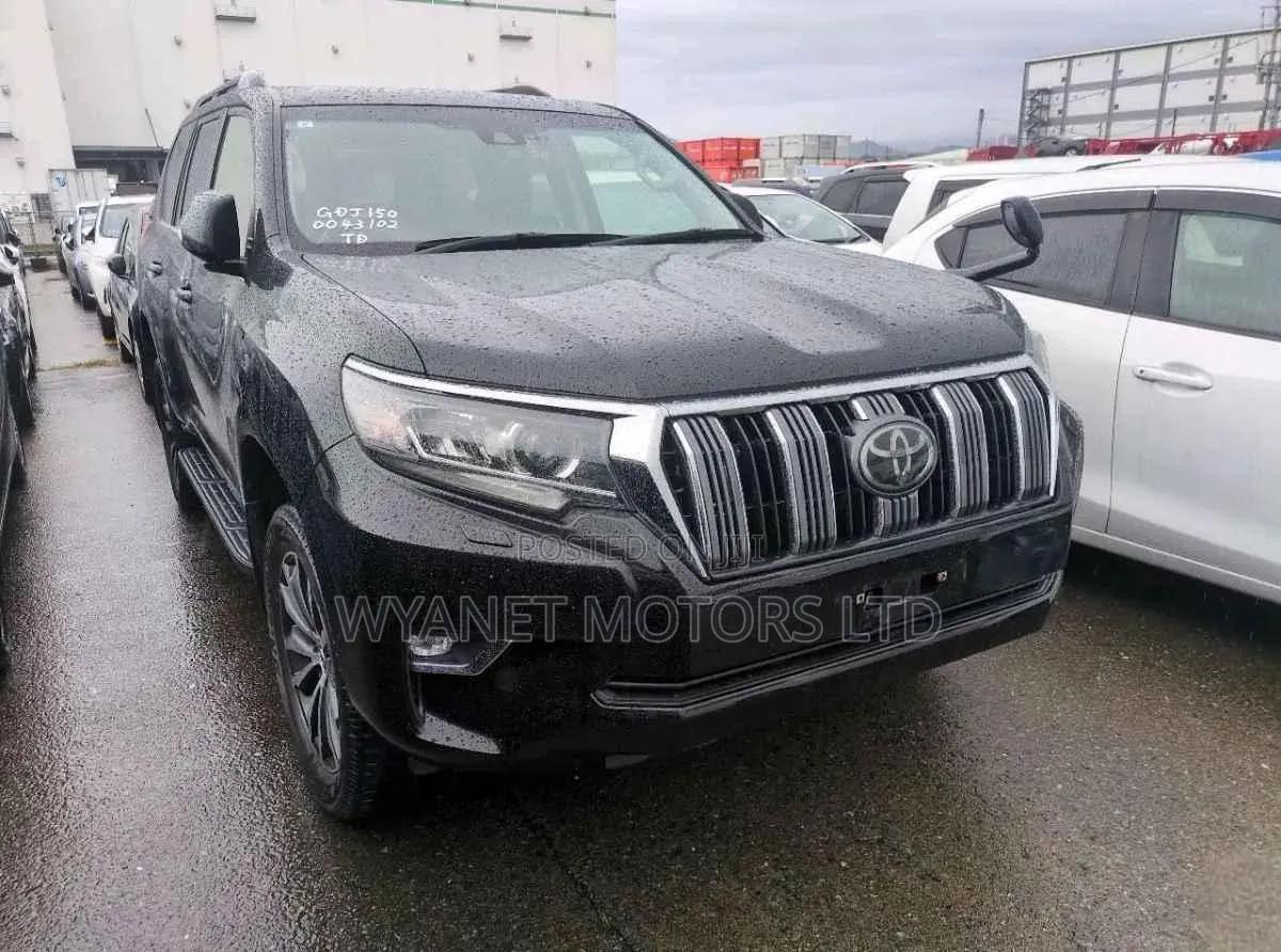Toyota Land Cruiser Prado 2019 Black
