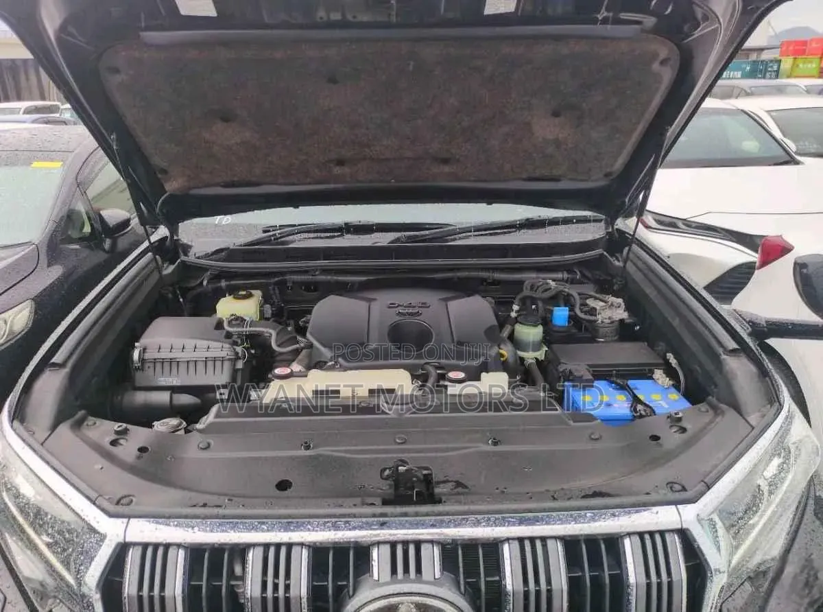 Toyota Land Cruiser Prado 2019 Black