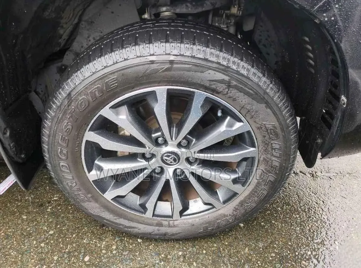 Toyota Land Cruiser Prado 2019 Black