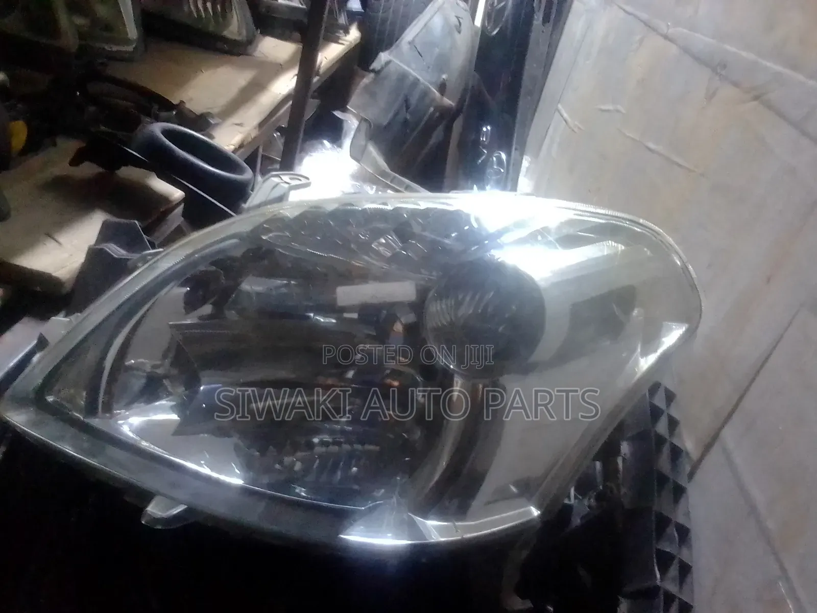 Raum Headlight Xenon