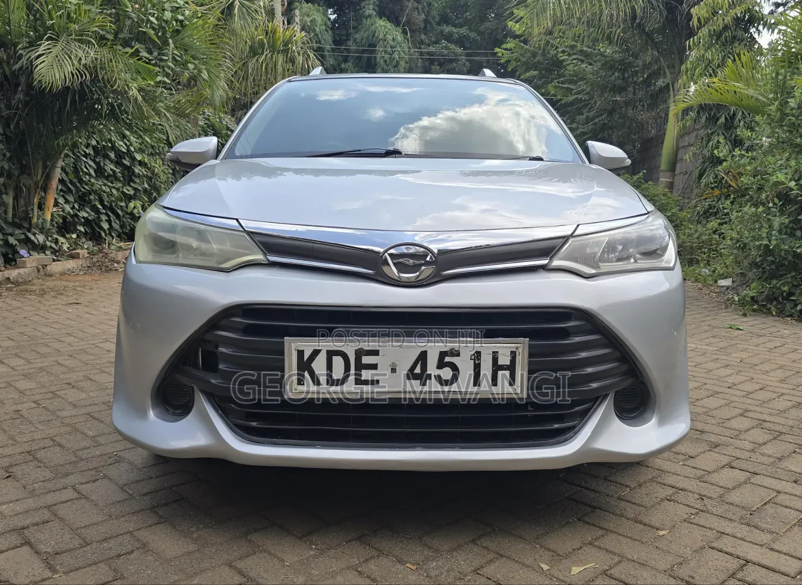 Toyota Corolla Fielder 2016 Silver