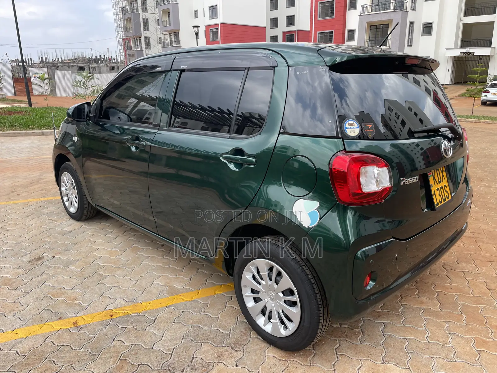 Toyota Passo 1.0 FWD 2019 Green
