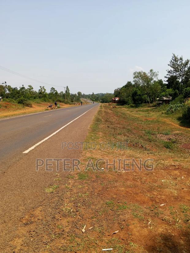 0.5 Ha Siaya Nyadorera Road - thumbnail 4