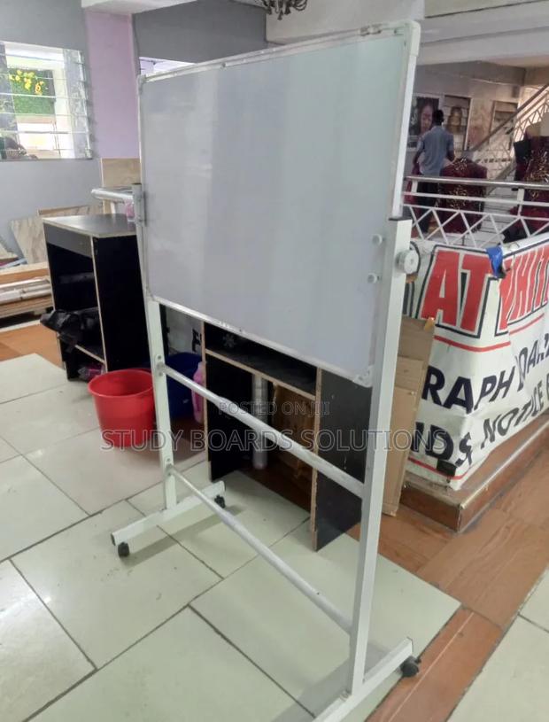 Professional Magnetic Whiteboard on a Wheeled Stand– 90x60cm