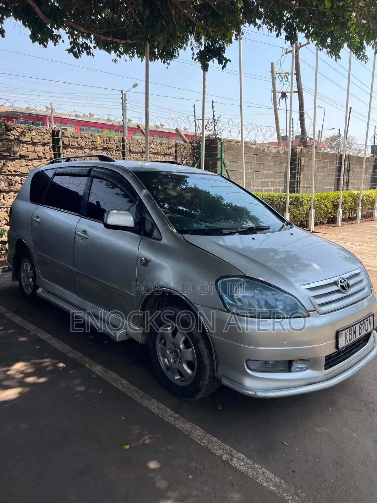 Toyota Ipsum 2003 Silver