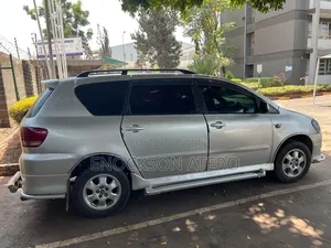 Toyota Ipsum 2003 Silver