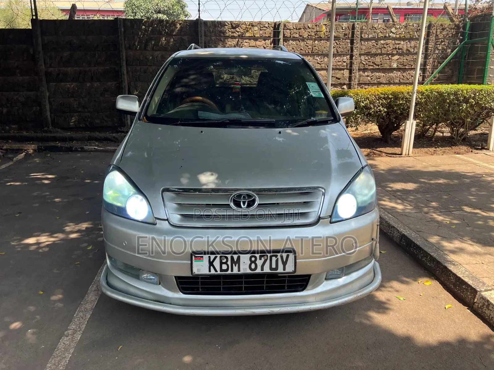 Toyota Ipsum 2003 Silver