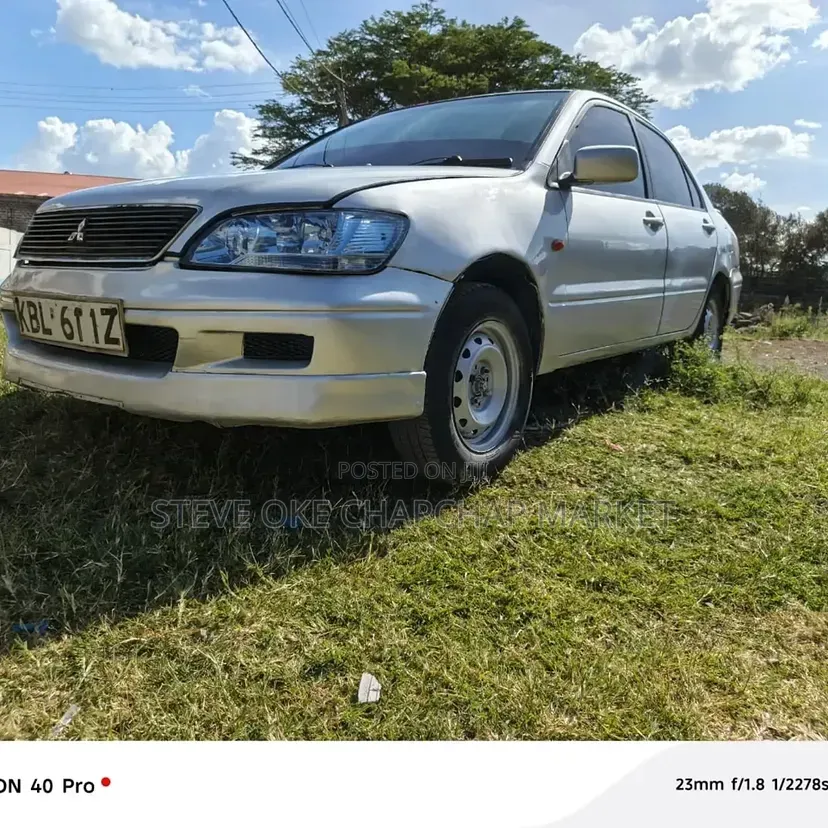 Mitsubishi Lancer Cedia 2004 Silver