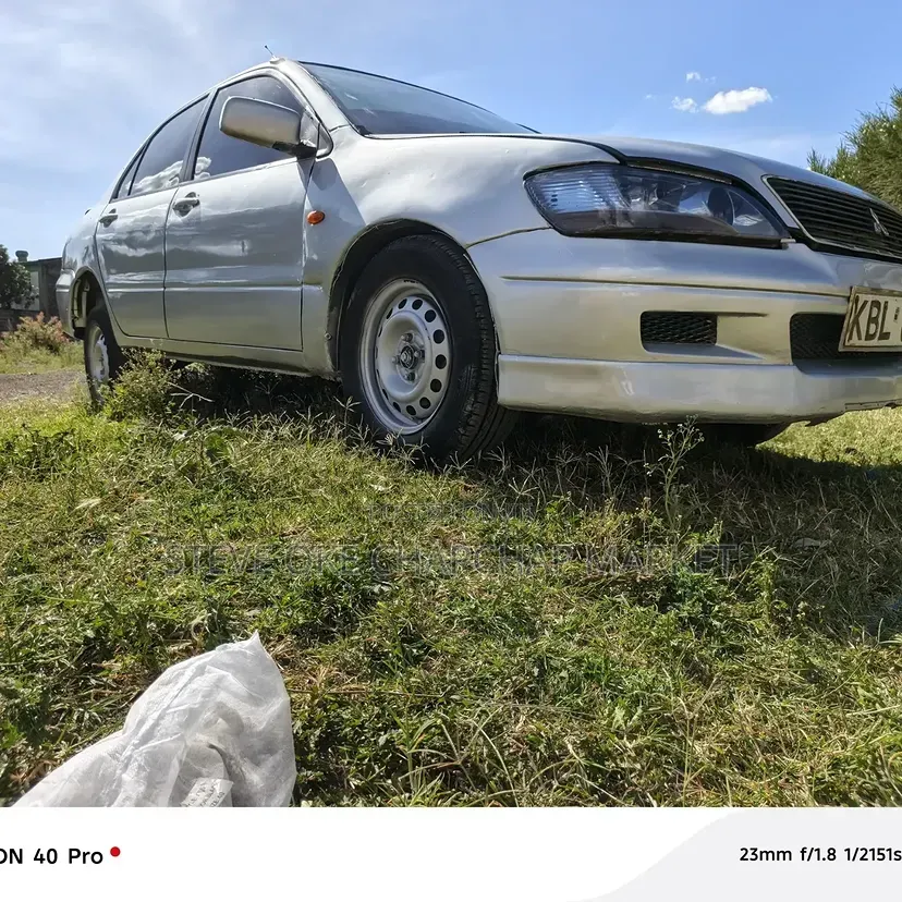 Mitsubishi Lancer Cedia 2004 Silver